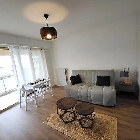 Apartment Charmant Studio Saint-Laurent-du-Var